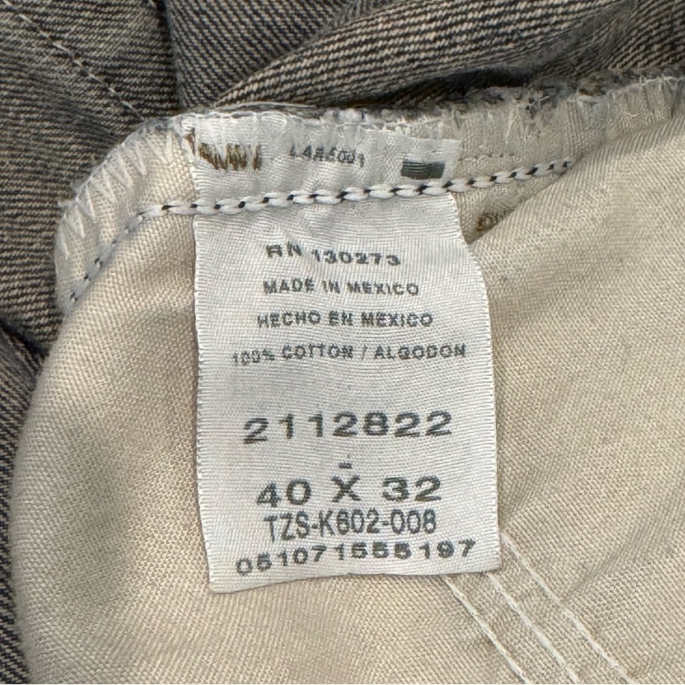 Lee Vintage Slim Blue Jean Dungarees, not really slim- size 40x32 - Picture 5 of 5